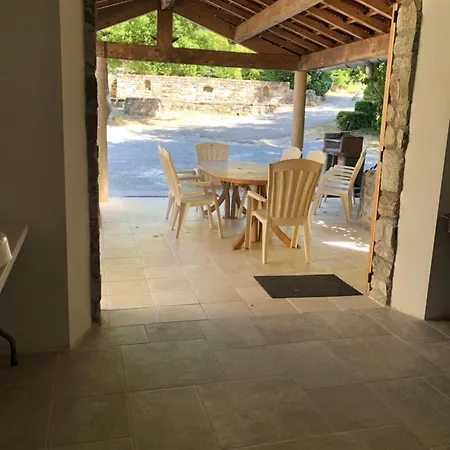 La Chapelle Piscine Partagee * Les Vans